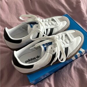 Adidas Samba OG size 6M/ 7w